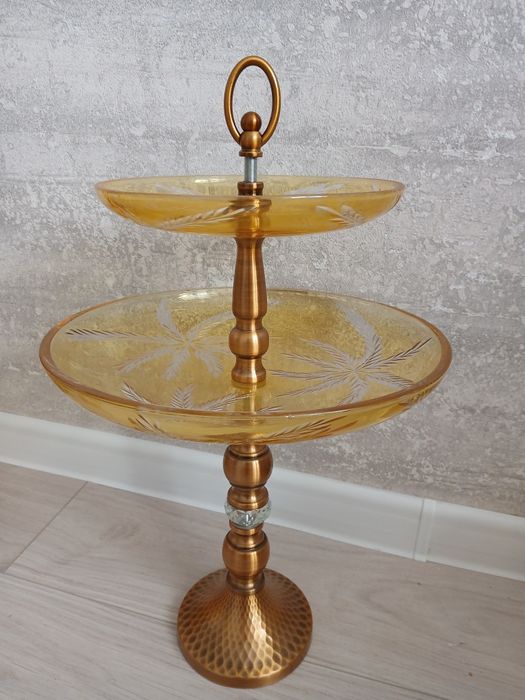 Продам вазы 12 штук сервиз