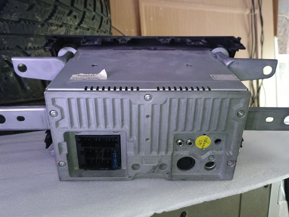 Монитор на Тойота Рав4.