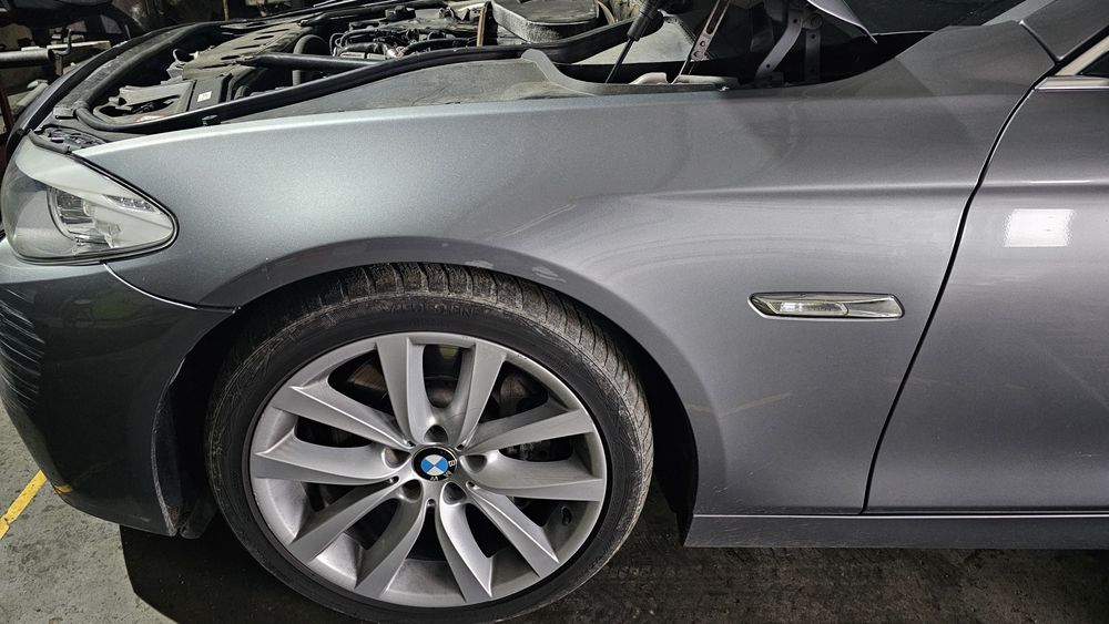 Aripa stânga față BMW F10 F10 520 530 525 seria 5