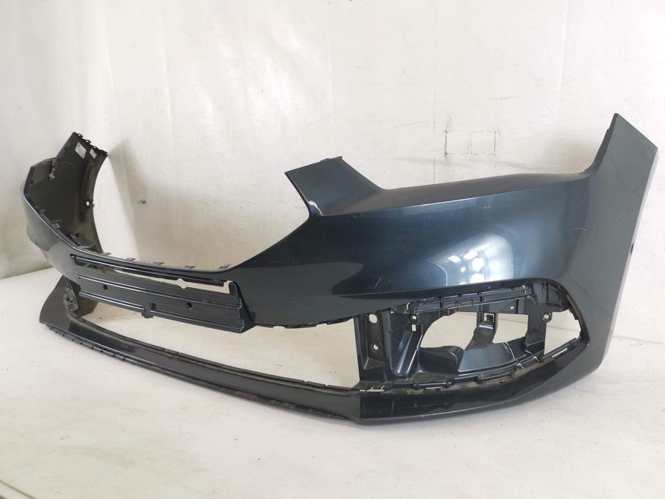 Предна броня Сеат Леон 4 / Seat Leon 4 Оригинална, в добро състояние