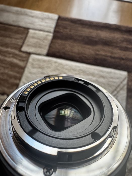 Obiectiv Sony 18-105 mm f4