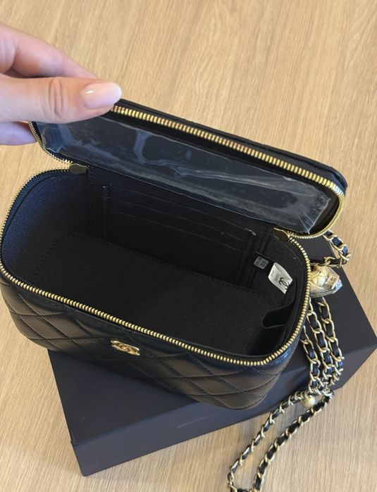 Чисто нови Чанти Chanel