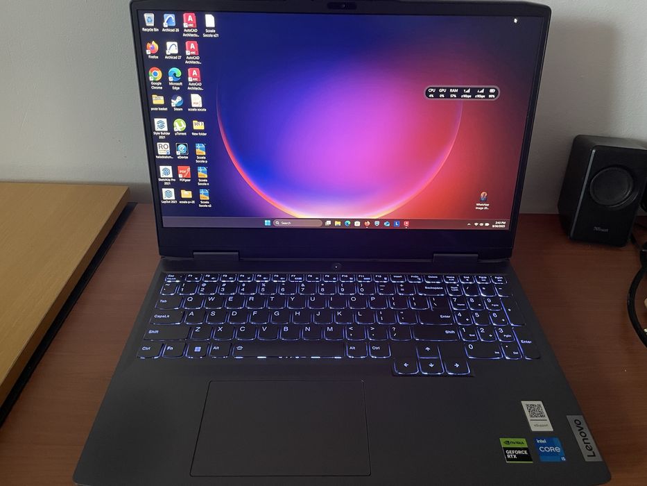 Leptop Lenovo 15IRH8