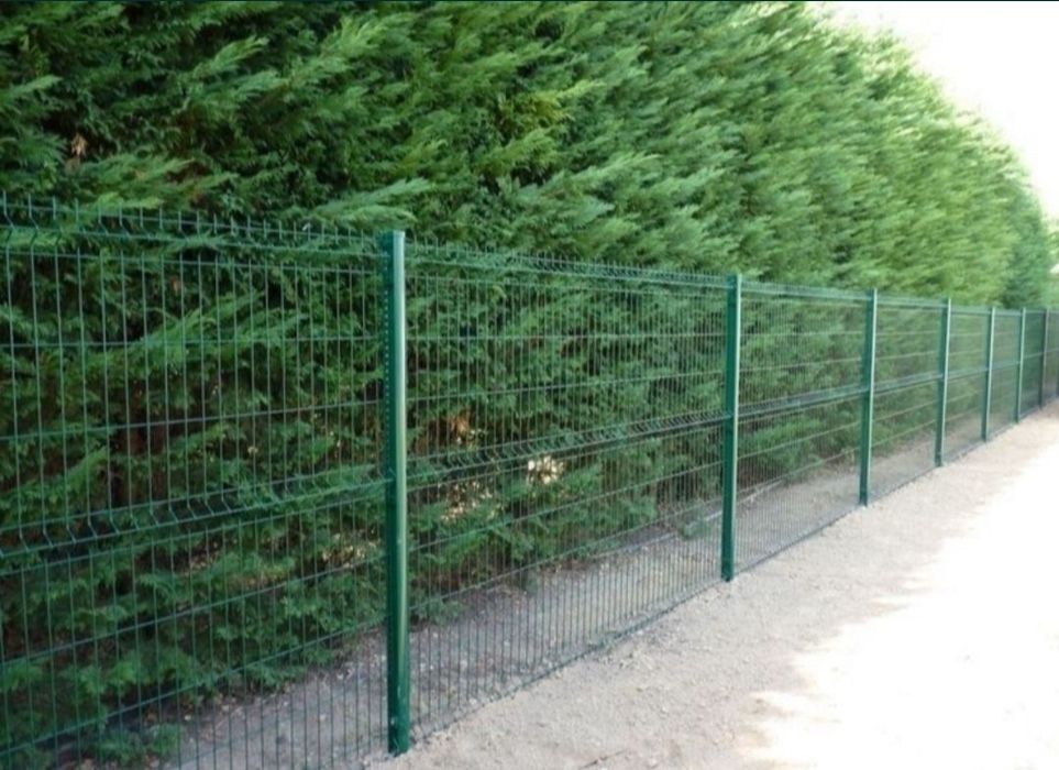 Vand garduri din plasa inpletita sau bordurata