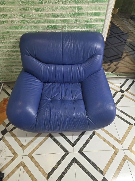 Мягкий уголок продам