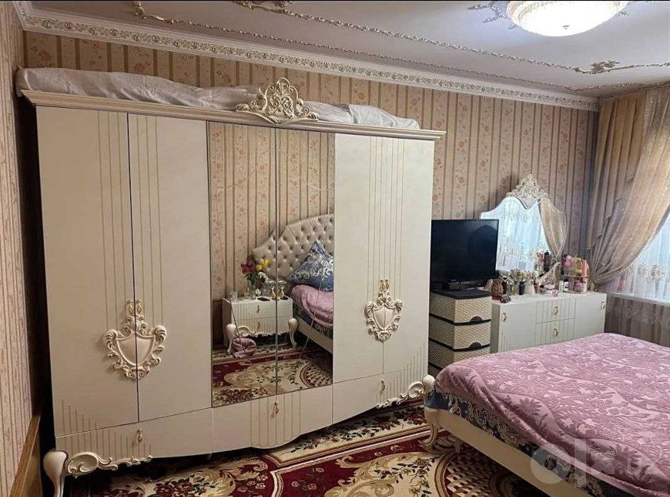 Юнусабад 16, 4/1/5, Не Торец 99м2+ Огород+ Подвал, Авто с навесом 2+