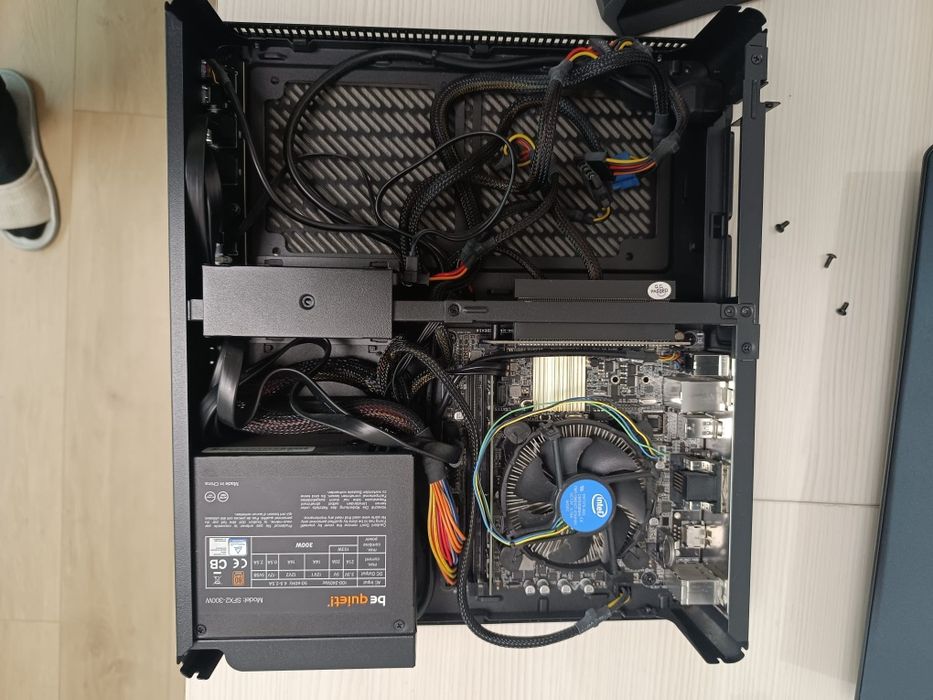 Vând  PC Desktop i5 + Monitor ASUS 24” Full HD – SSD – gata de folosi