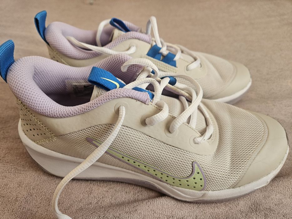 Маратонки Nike 35.5 номер