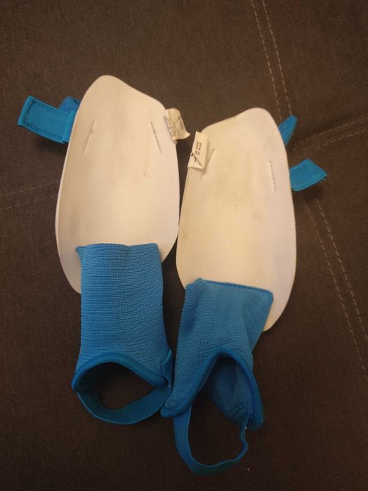 Предпазни кори за футбол.