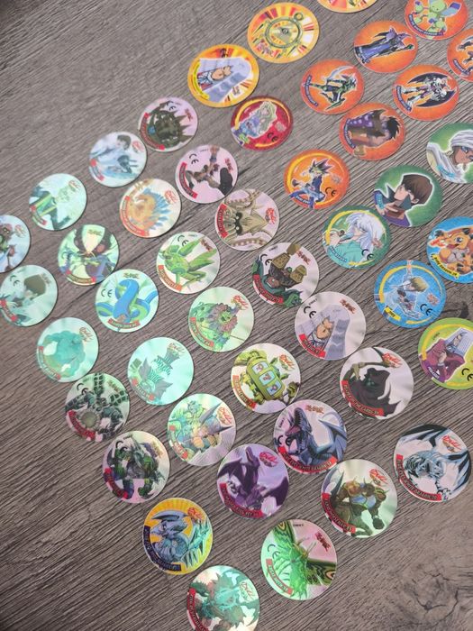 Yu-gi-oh огромна колекция тазота около 70бр.