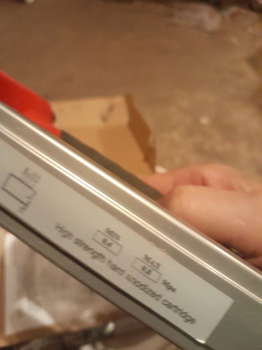 Пневмо пистолет под скобы