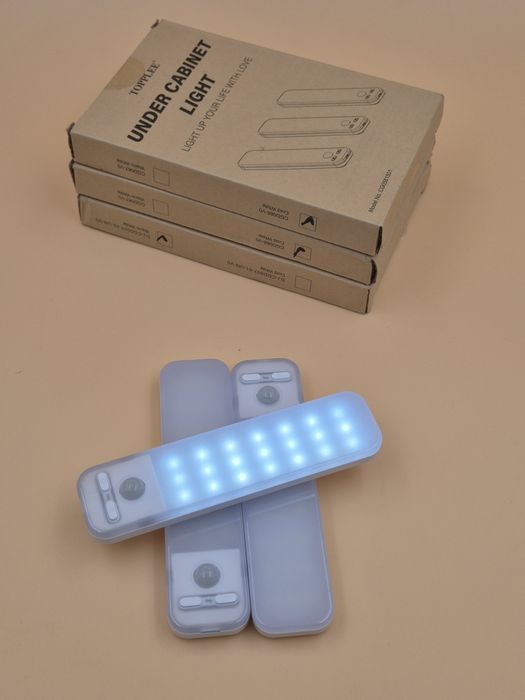 Set Lămpi LED Topplee sub Cabinet cu Senzor de Mișcare (Lumină Rece / Caldă) – NOI