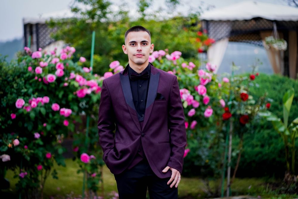 Костюми за поводи