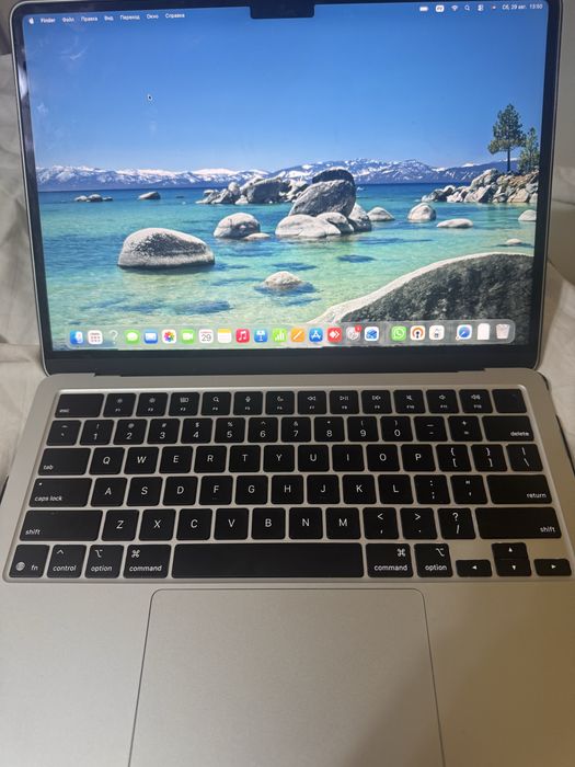 Apple Macbook air 13.6 M4
