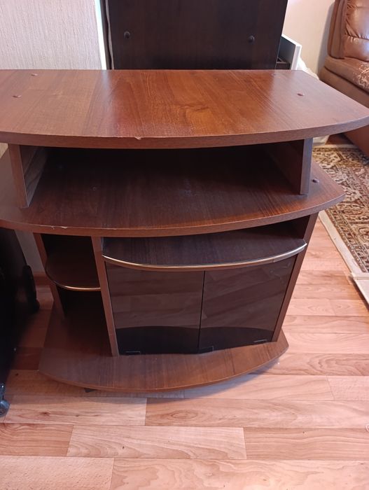 Тумба под телевизор