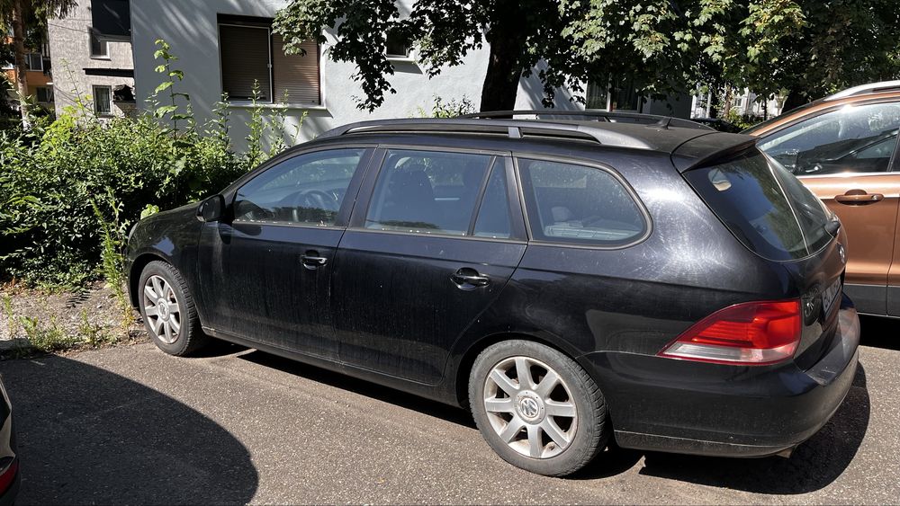 VOLKSWAGEN Golf 2011 — imagine 2