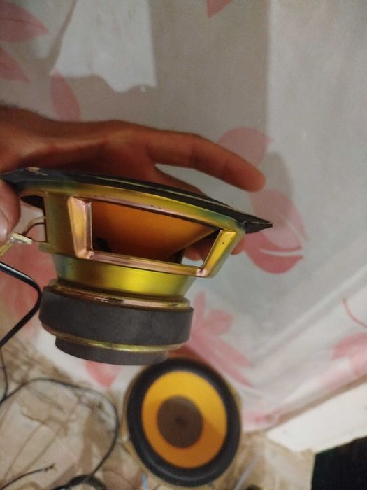 Колонка музыкальная