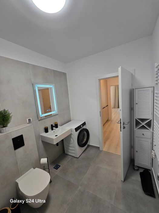 Inchiriere apartament cu vedere la Cetate, cu loc de parcare subteran