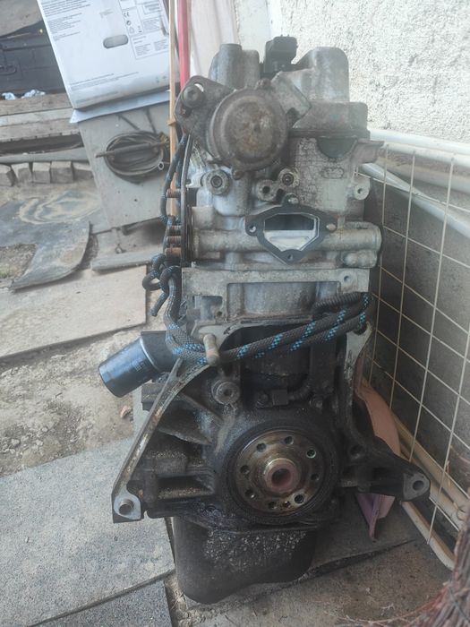 Vand motor Suzuki grand Vitara 2.0 benzina j20a