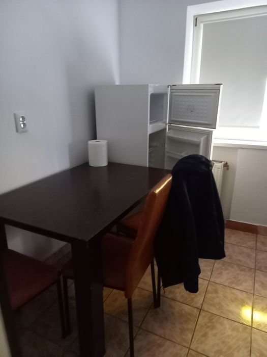 De inchiriat apartament 2 camere tipQ