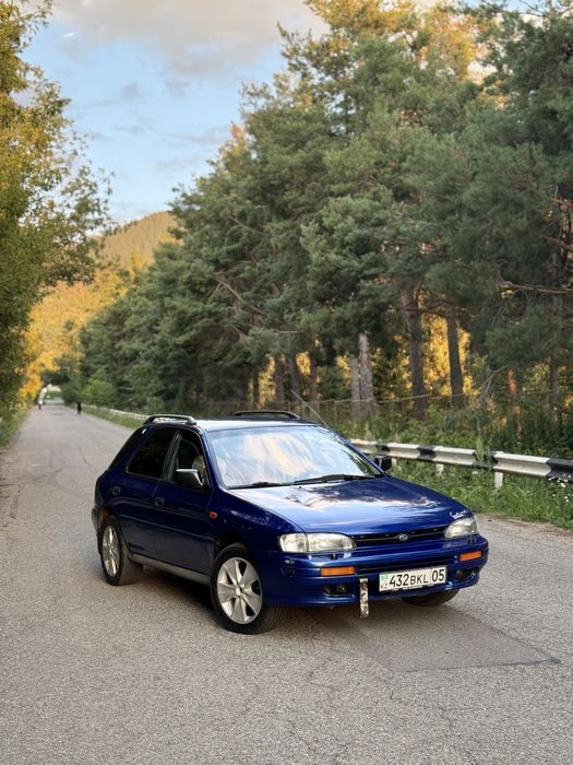 Продам машину subaru impreza  1994