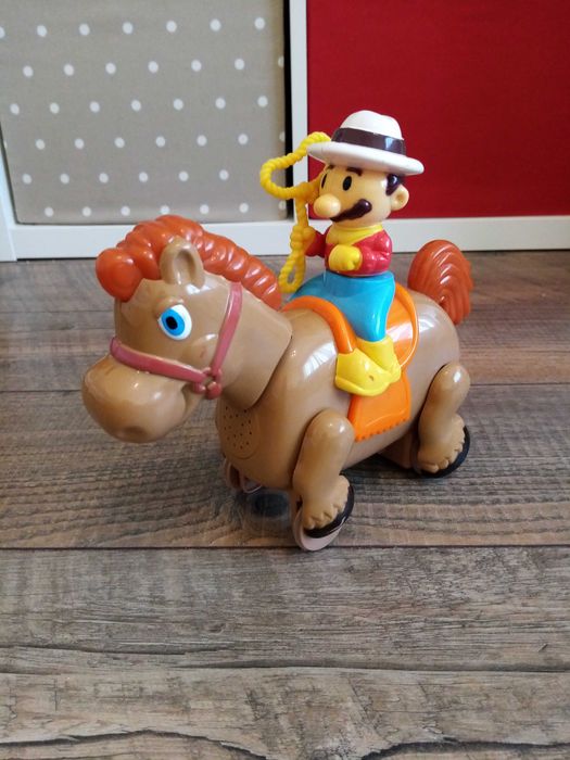 Лот играчки - конструктори, превозни средства