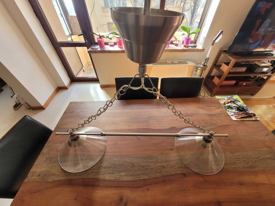 Продавам полилеи