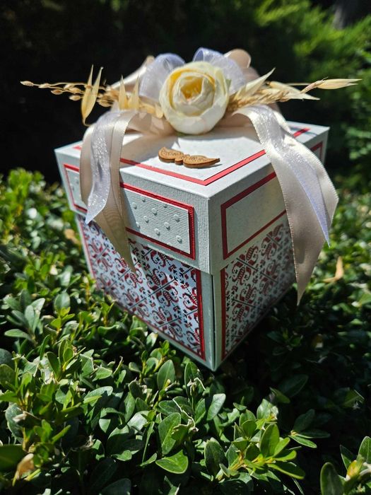 Експлодираща кутия за сватба, място за пари и пожелание