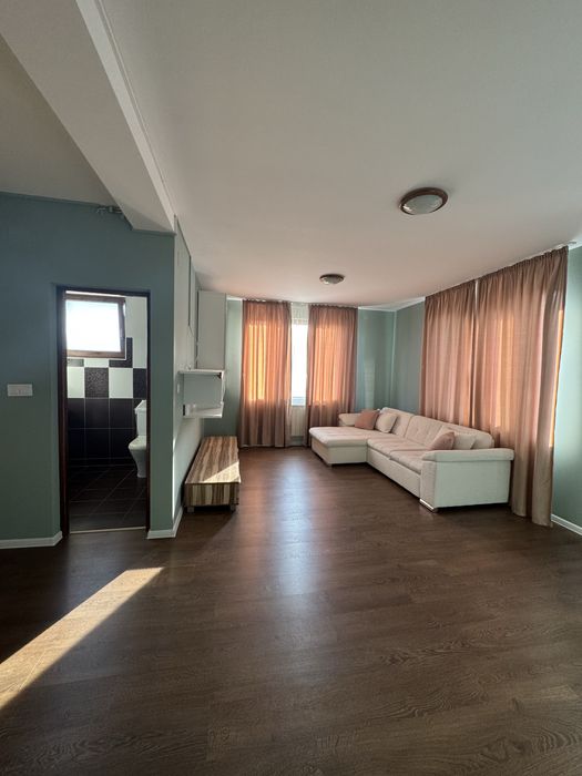 Casă spațioasă, complet utilată - închiriere de la minim 6 luni