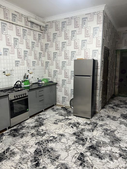 Hovli joy sotiladi. Ховли жой