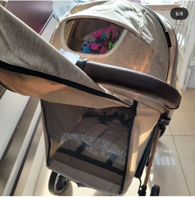 Детская удобная коляска