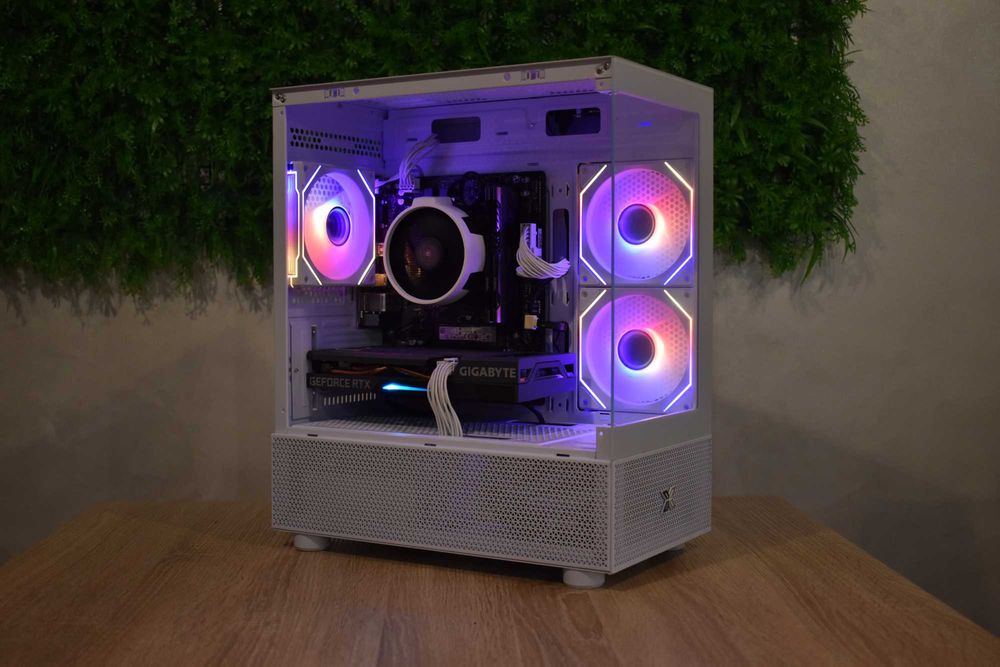 Геймърски Компютър Ryzen 5 5600 | RTX 3060TI | 16GB RAM | 256GB Ssd |
