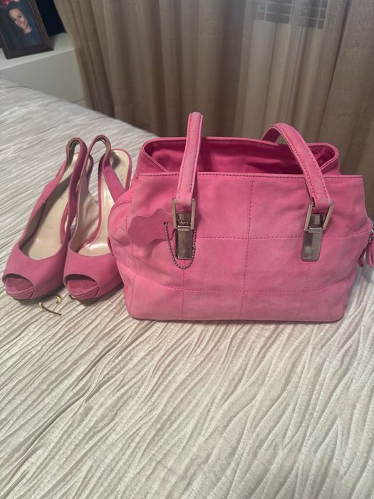 Комплект дамска чанта и обувки /естествен набук/