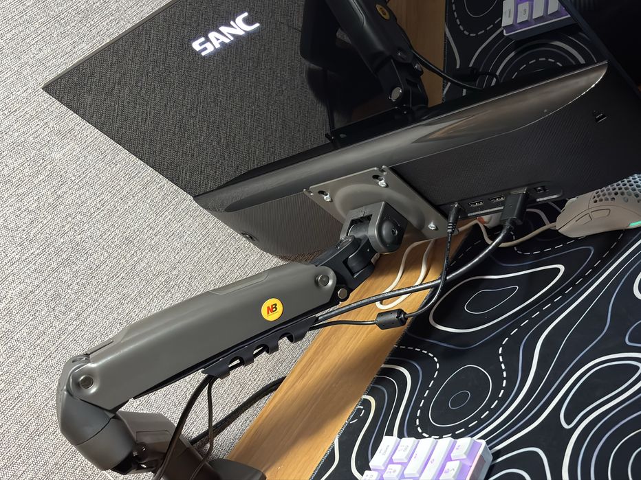 монитор 165гц с кронштейном