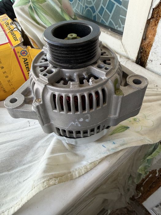 Генератор для машины Honda