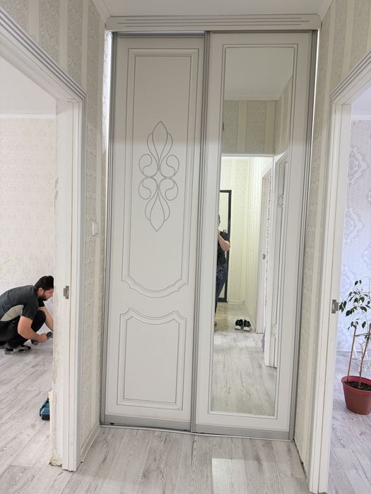 Продается дверь купе