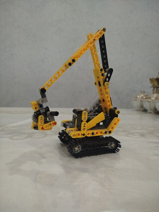 LEGO yaxshi holatda