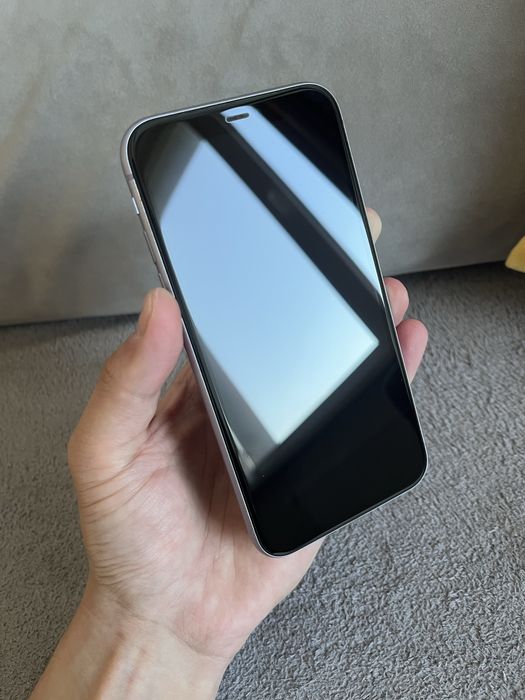 Iphone 11 продам
