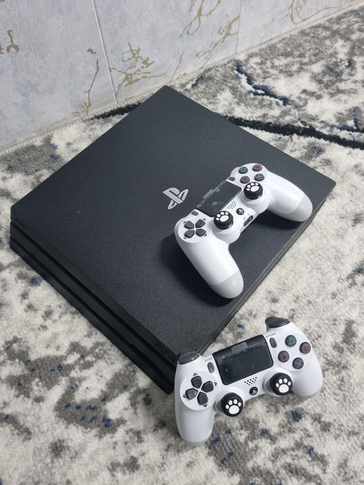 PlayStation 4 pro 1tb vzlom