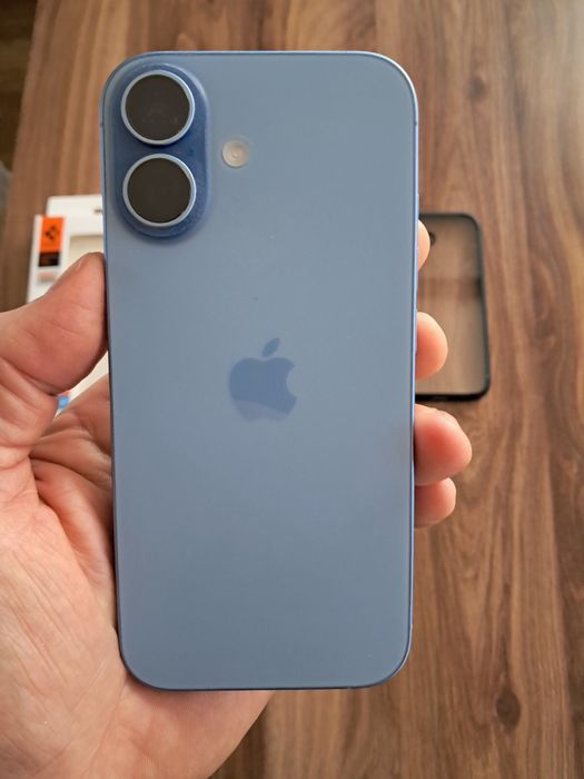 Продавам Iphone 17 256GB  100% батерия mist blue 24м. гаранция
