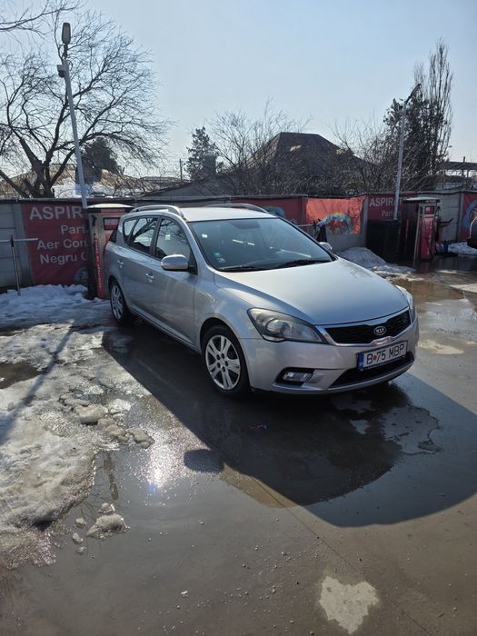 Kia ceed 2012 ,funcționează impecabil