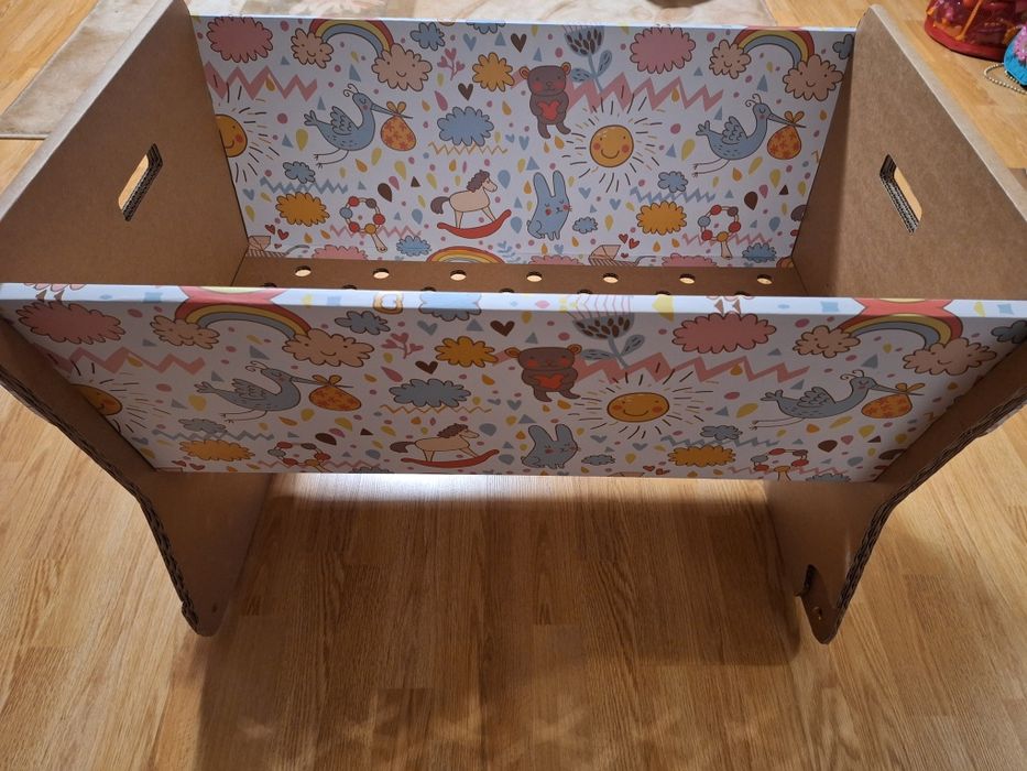 Patut bebe carton Foldo cu saltea, stare foarte buna