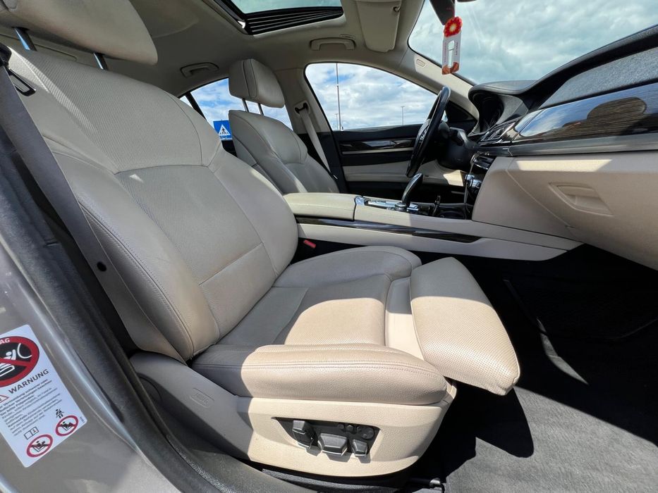 Bmw 740 x drive full options
