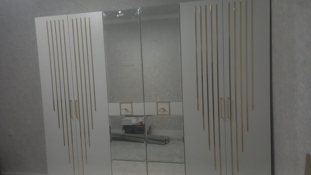 Спальный шкаф сатылады