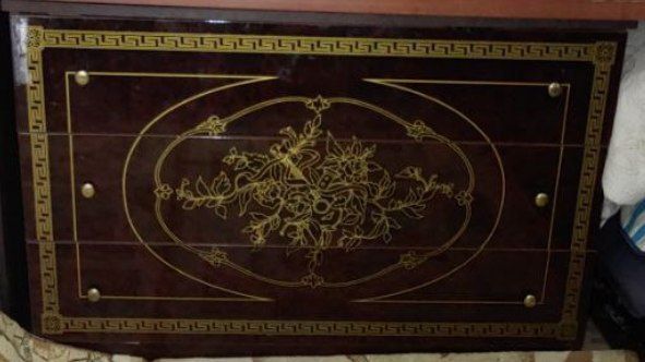 Мебел хитойда ишлаб чикарилган яхши холатда б/у