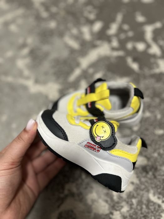 Adidasi copii Smiley World