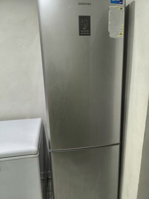 Холодильник Самсунг ф