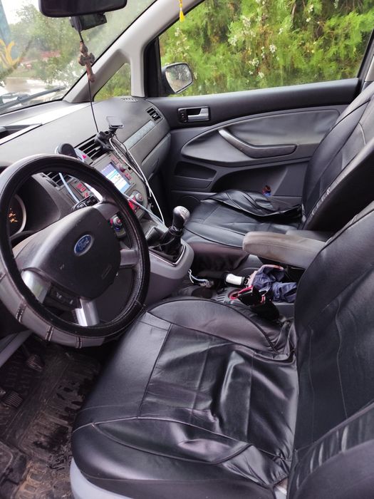 Ford C-max, an 2008,1.8 tdci,cutie manuala,dublu climateric.navigatie .acte la zi,se oferă fiscal,pret 2100 euro