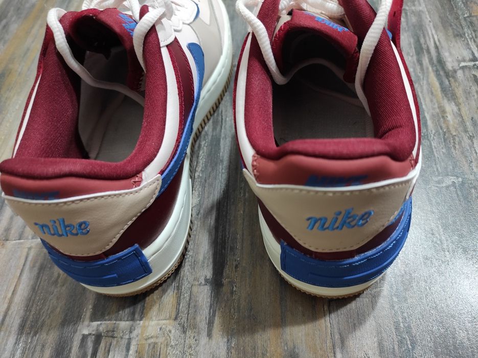 Adidași Nike Nr 40,5