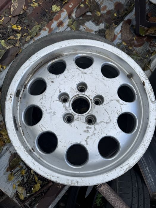 Продавам телефона шайба